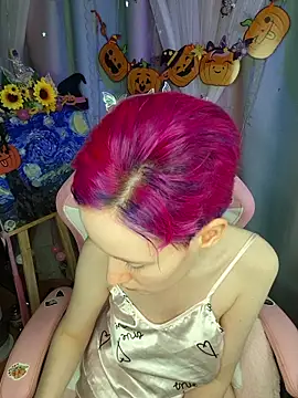 Fuzzy_Unicorn's Live XXX Chat