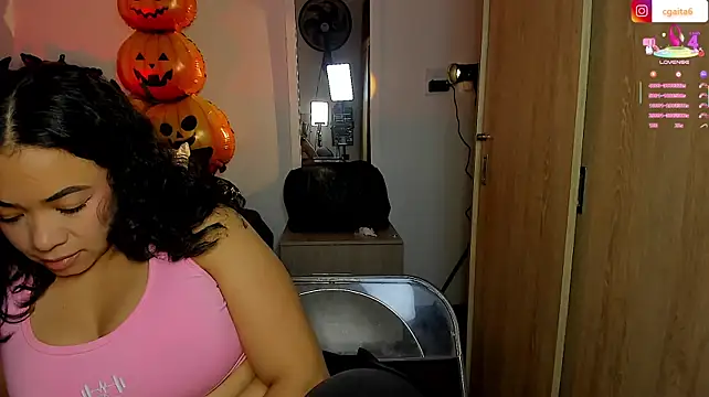 carolgaita Adlı Modelin Canlı XXX Sohbeti
