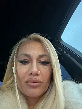 barbyeDolln Live XXX chat
