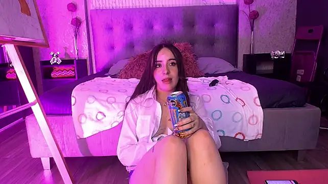 Chatroom XXX en direct de Madyy_star
