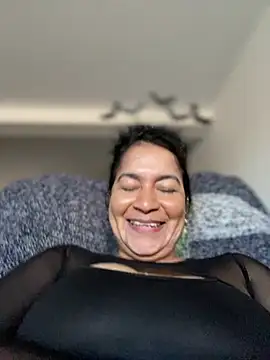 Chatroom XXX en direct de Jlo_69