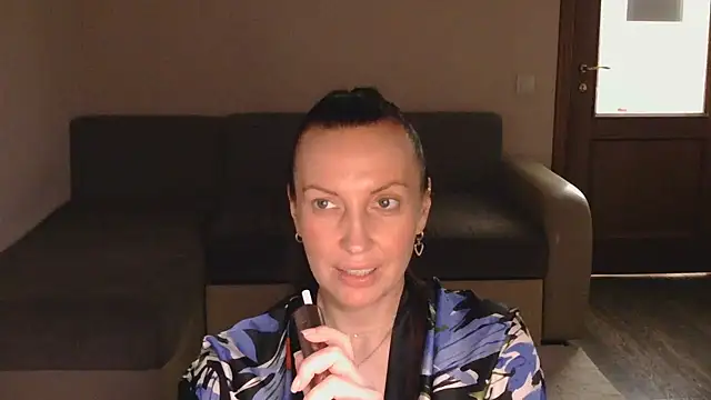 Chatroom XXX en direct de Veyrrah