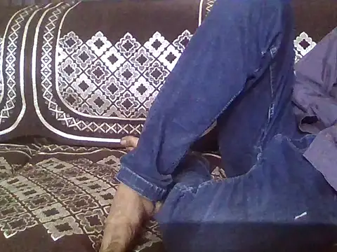 lucknowguy Live XXX Chat