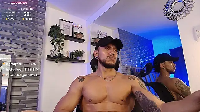 ARON_TAYLER01n Live XXX chat