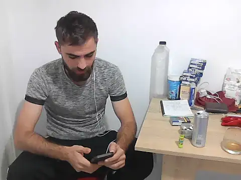 fodor34 Live XXX Chat