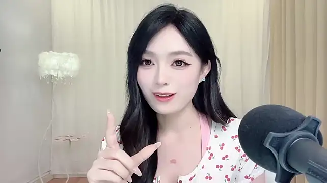 LiLy0608's Live XXX Chat