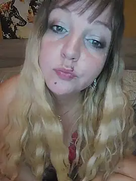 _Laura_9310 élő XXX-chatje