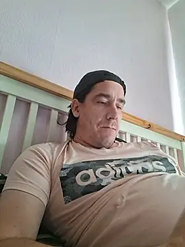 Онлайн чат XXX Jizzma13