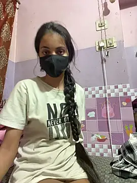 Sandhya_77's Live XXX Chat