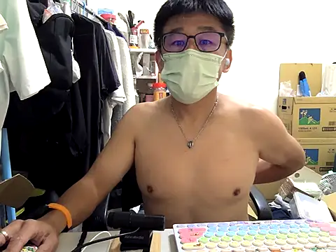 dogminigg's Live XXX Chat