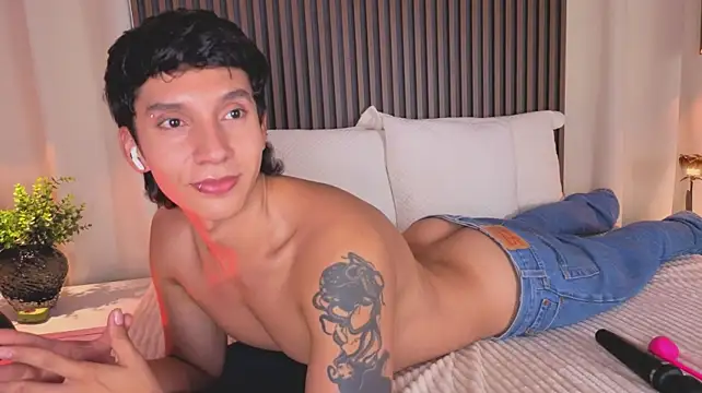 JacoboSwam Live XXX-Chat