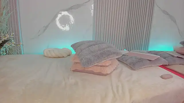 nathassa_grant_'s Live XXX Chat