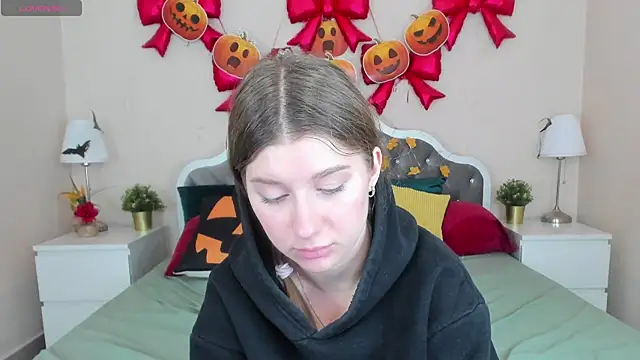 katymeaw's Live XXX Chat