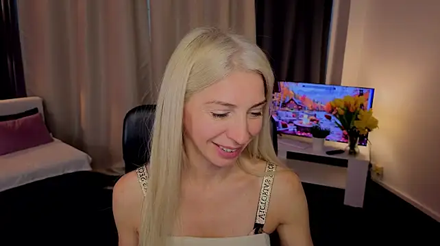 EllisSkyyn Live XXX chat