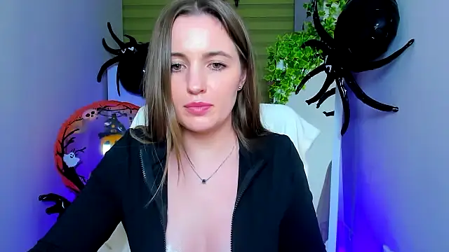 Mila-moon's Live XXX Chat