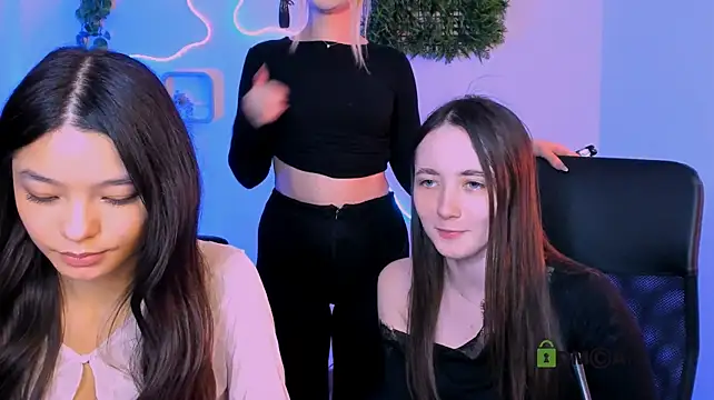 bella_dorn's Live XXX Chat