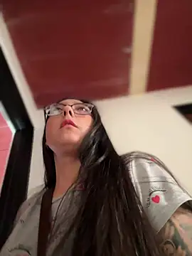 XXX chat uživo modela PamelaFtMia