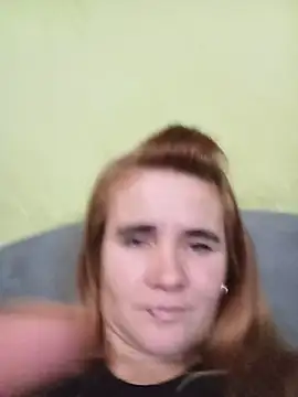 SannyMILF Chat XXX in diretta