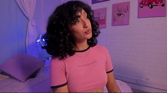 Chat +18 de Cleo_Foxx ao vivo