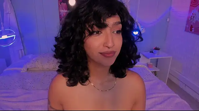 Chat +18 de Cleo_Foxx ao vivo