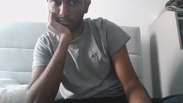 XXX chat uživo modela Rgun123