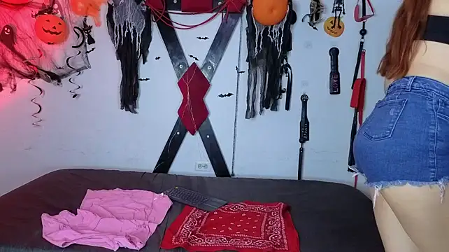 XXX chat uživo modela Hana_and_Chantal