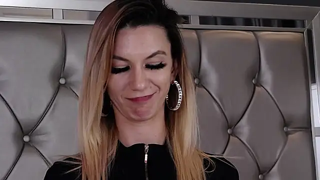 MayaHale's Live XXX Chat