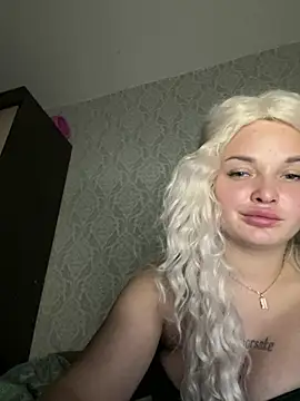 EvaDelicious_'s Live XXX Chat
