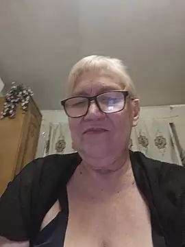 Molli1408 Chat XXX in diretta