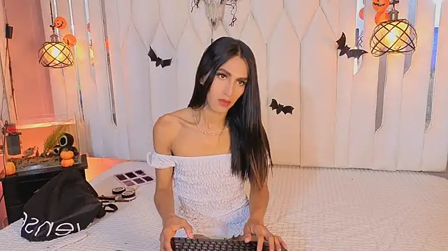 thalia_duque XXX чат на живо