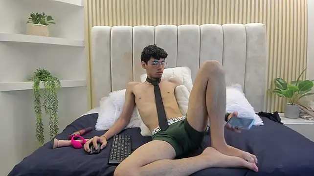 Ethan_Kayn Live XXX chat