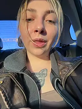 הופעת וובקאם של Sunny___Bunny