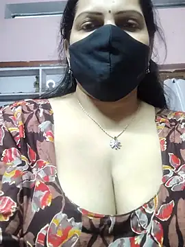 EZMA_7's Live XXX Chat