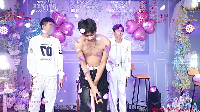 Zouzouboy-001's Live XXX Chat