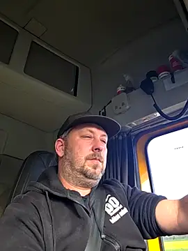 XXX chat uživo modela ktmtom247