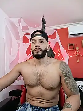 Mike_savage3 Chat XXX in diretta