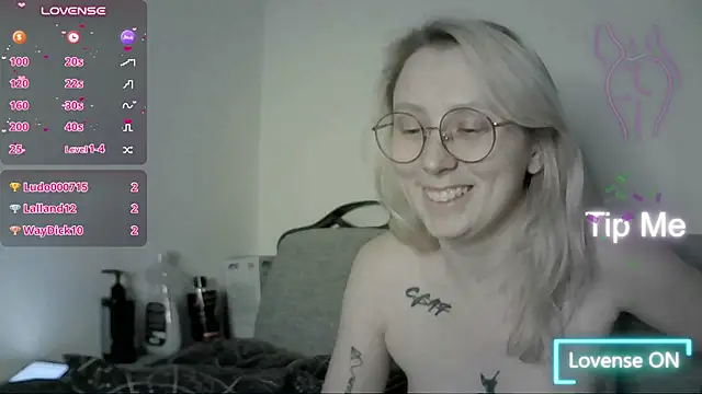 NaozuQAce Chat XXX live