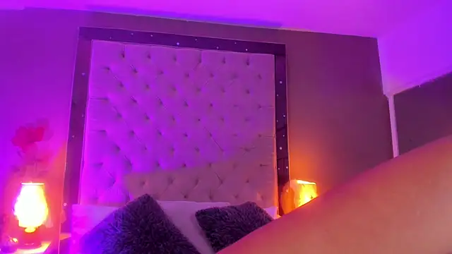 ValkyriaSteel Chat XXX live