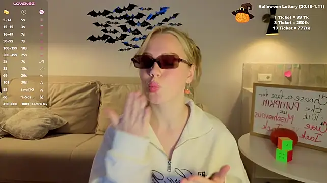 Chat XXX ao vivo de LittleForestELF2