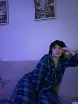 HotyEmily Adlı Modelin Canlı XXX Sohbeti