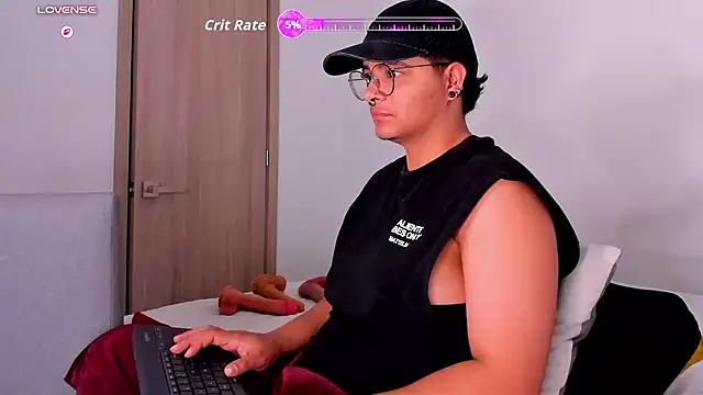 Yossef_ftm Chat XXX in diretta