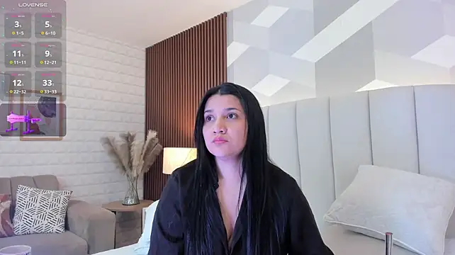 แชท XXX สดของ Kareena_chopra