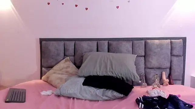 AdelaLust Live XXX-chat