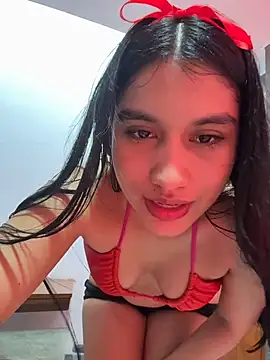 RosieChell_'s Live XXX Chat