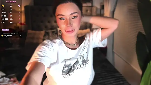 ParisianDoll's Live XXX Chat