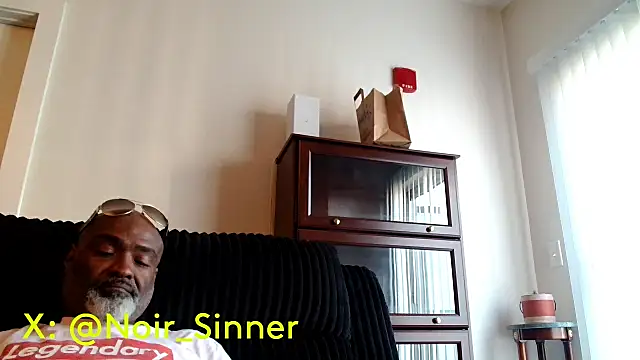 sinnernoir Pertunjukan Webcam