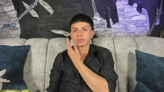 Онлайн чат XXX ryanmilk_