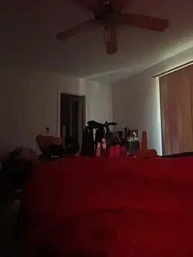 reecieofficial's Live XXX Chat