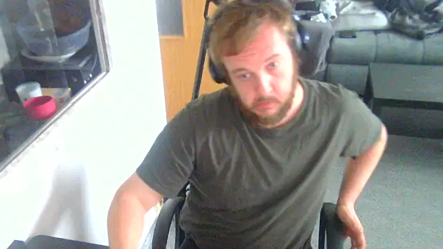 dtittenspritzer Chat XXX in diretta