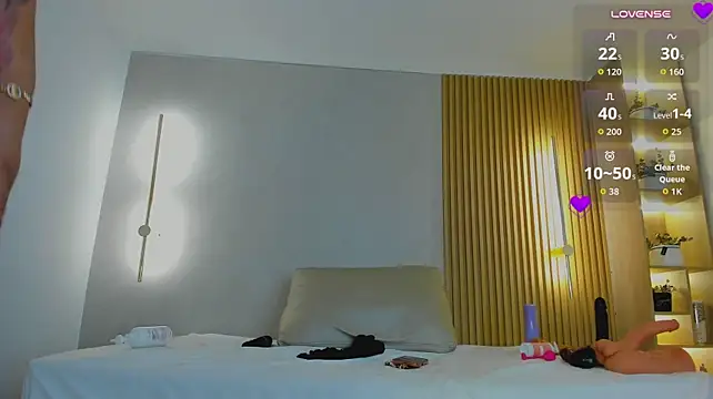 Chat XXX en directo de serena_foxx_